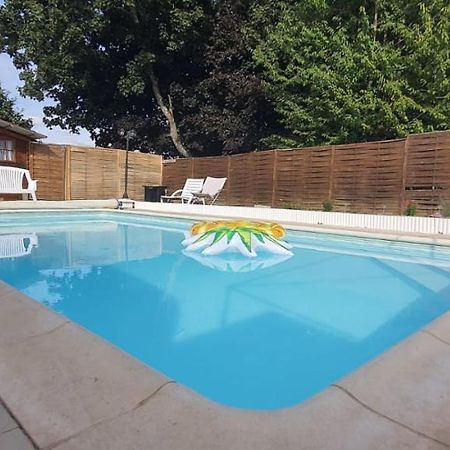 Studio Meuble Avec Piscine Partagee La Ferté-Gaucher Dış mekan fotoğraf